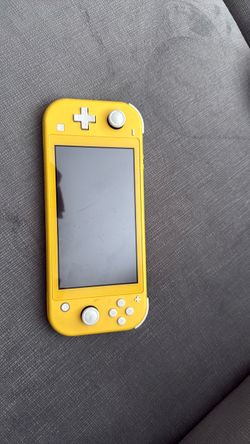 Nintendo Switch Lite - Yellow