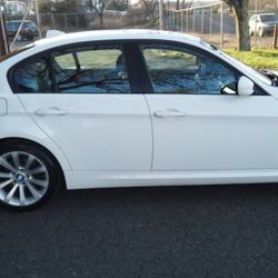 2011 BMW 3 Series