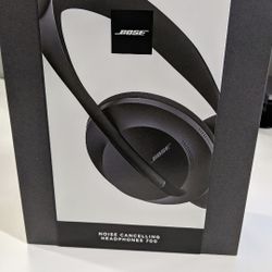 Bose 700 Noise Cancelling Headphones