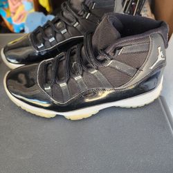 8.5 Womens Jordans 7 Y Nikes
