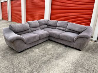 Sectional Couch (Delivery Available)