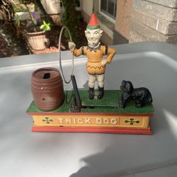 COLLECTIBLE!!! Cast iron antique money bank