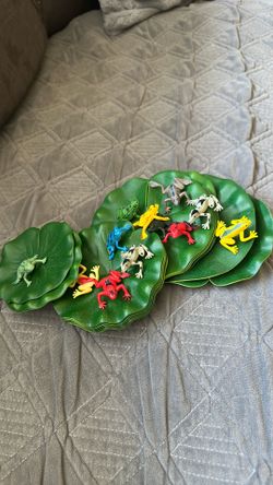 Lily pads and Frogs for the Bathtub