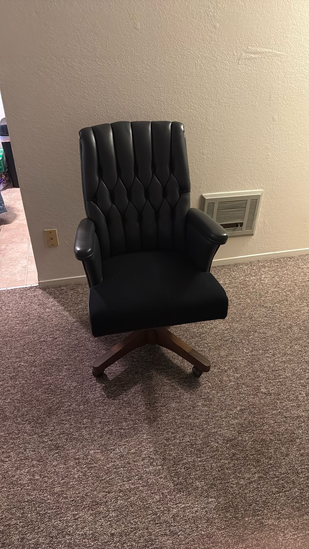Vintage Presidential Chair