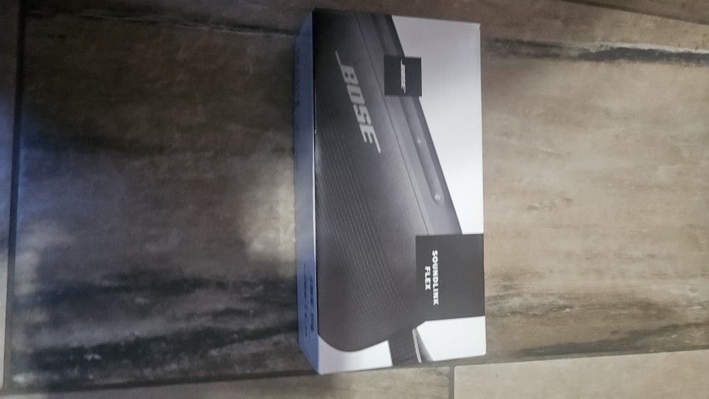 Brand new sound link flex Bose speaker