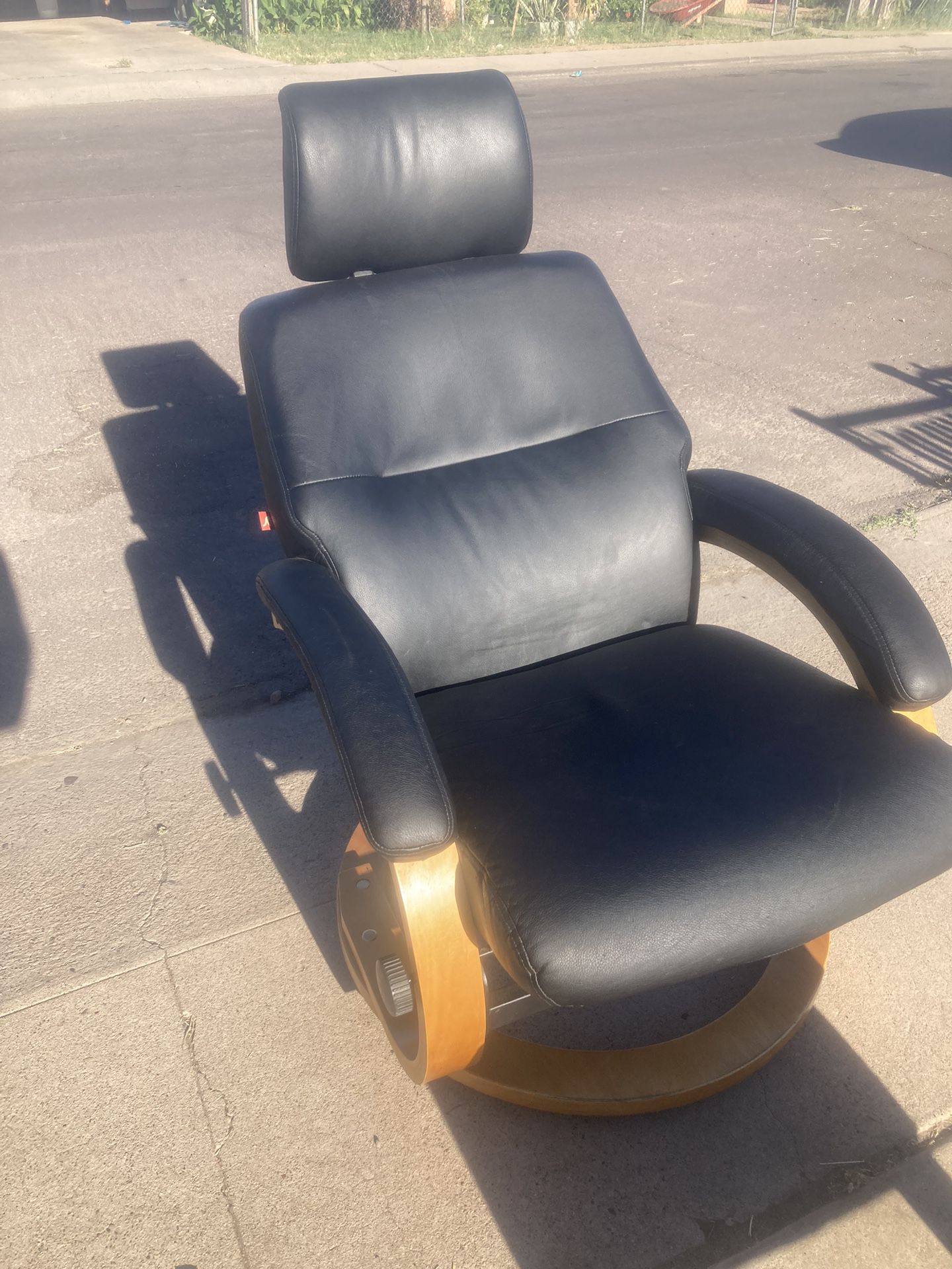 Black Leather Reclining Chair