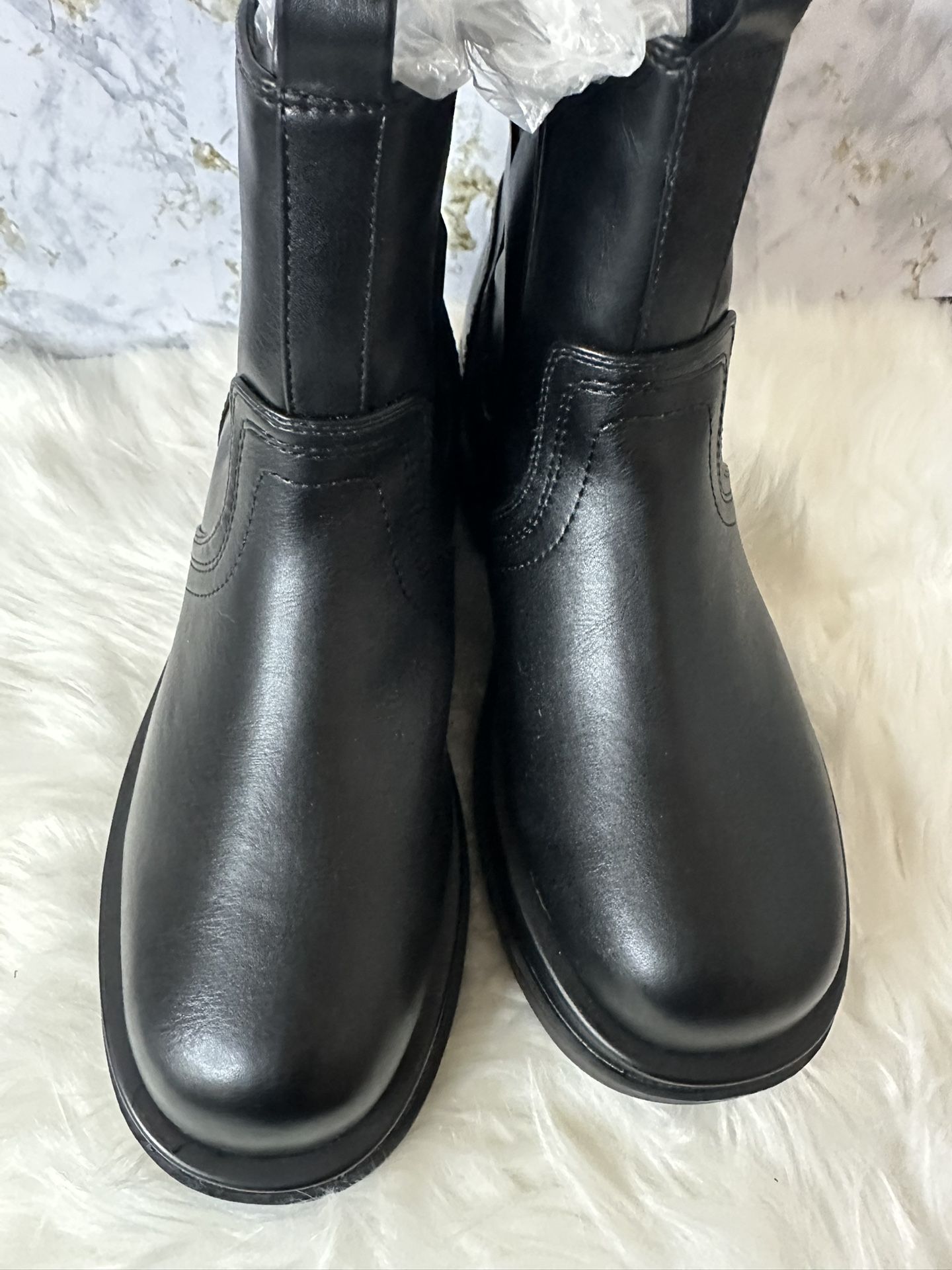 RAID CHINKY ANKLE BOOT