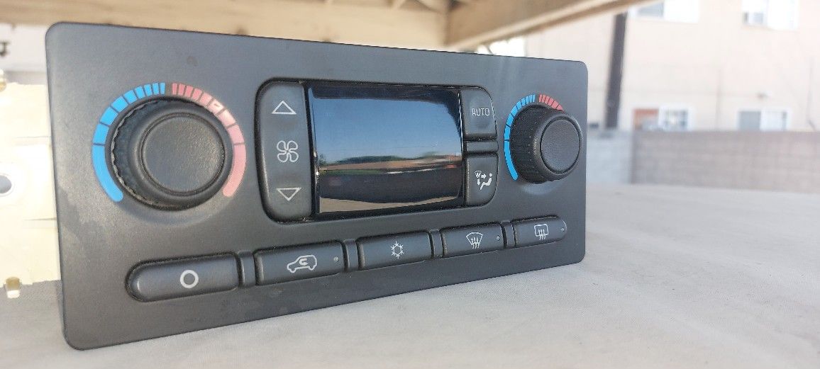 03-06 Tahoe Climate Control