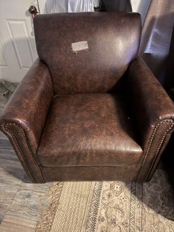Shrivel chair