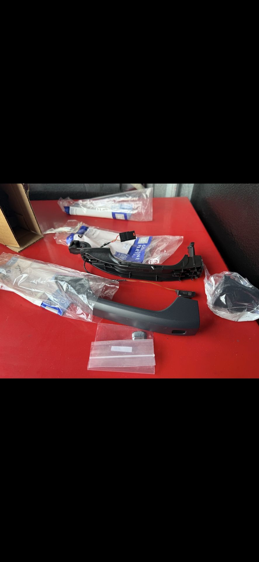 2020 Chevy Silverado 4 outer Door Handles