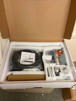 Airuida Wall Mount Tub Faucet with Hand Held Sprayer