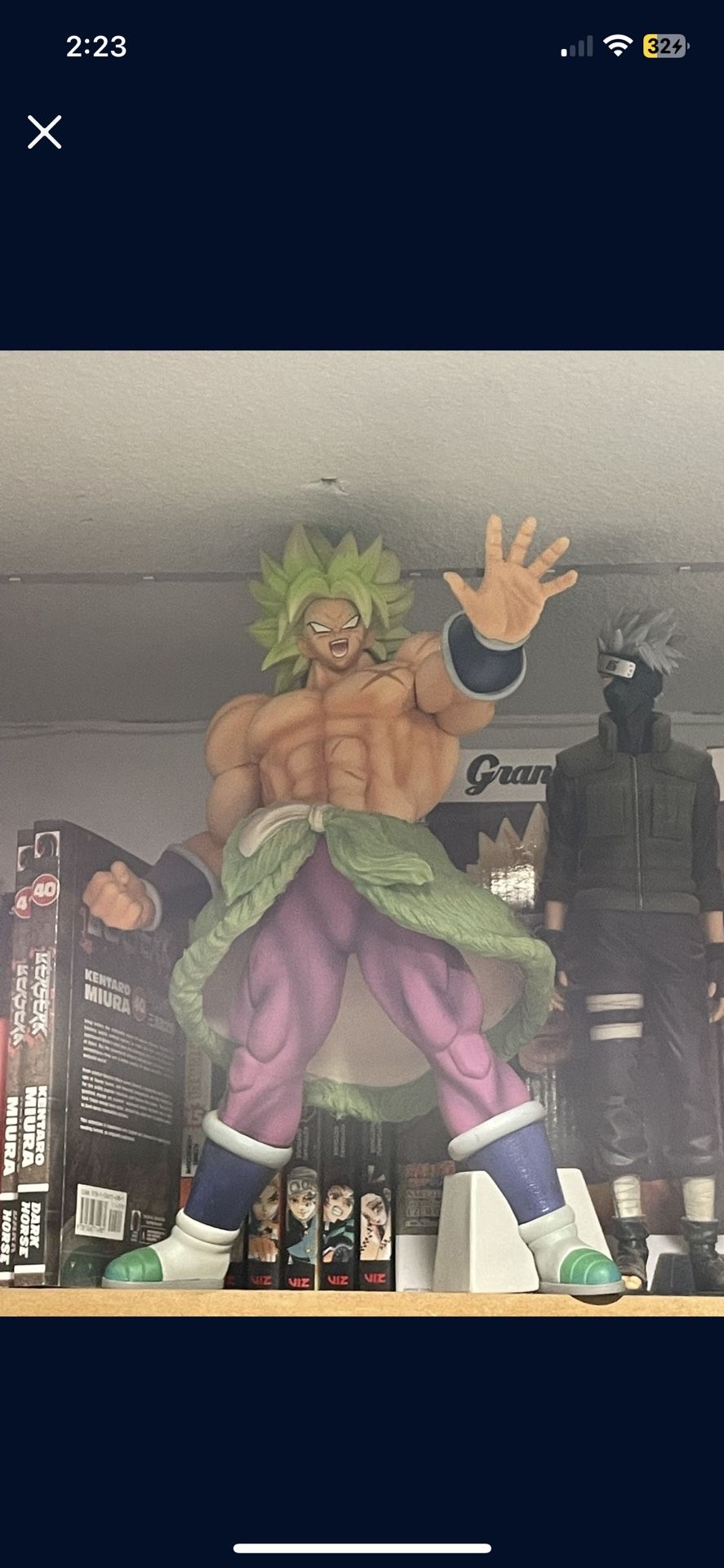 Dragon Ball Z Broly Statue