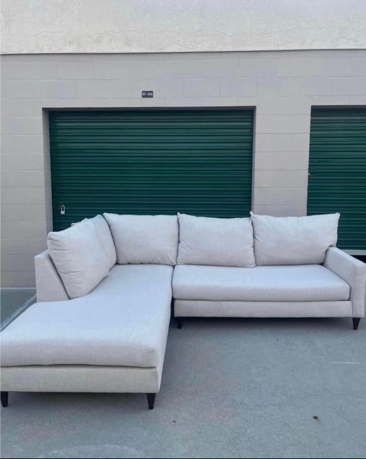 Beige Sectional Couch 🛻Delivery Available🛻