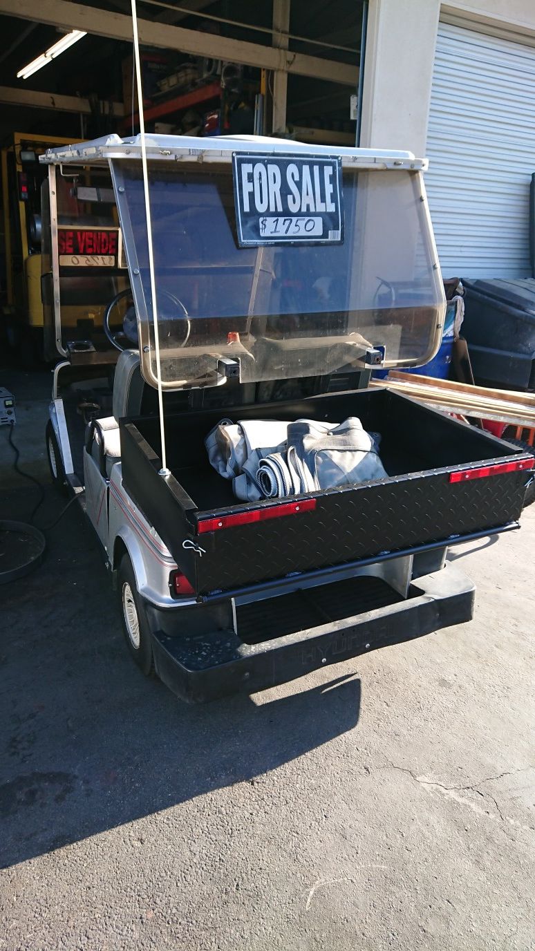 Hyundai electric golf cart for Sale in Rancho Cucamonga, CA OfferUp