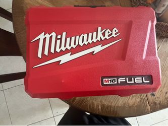 Milwaukee m18 fuel  set