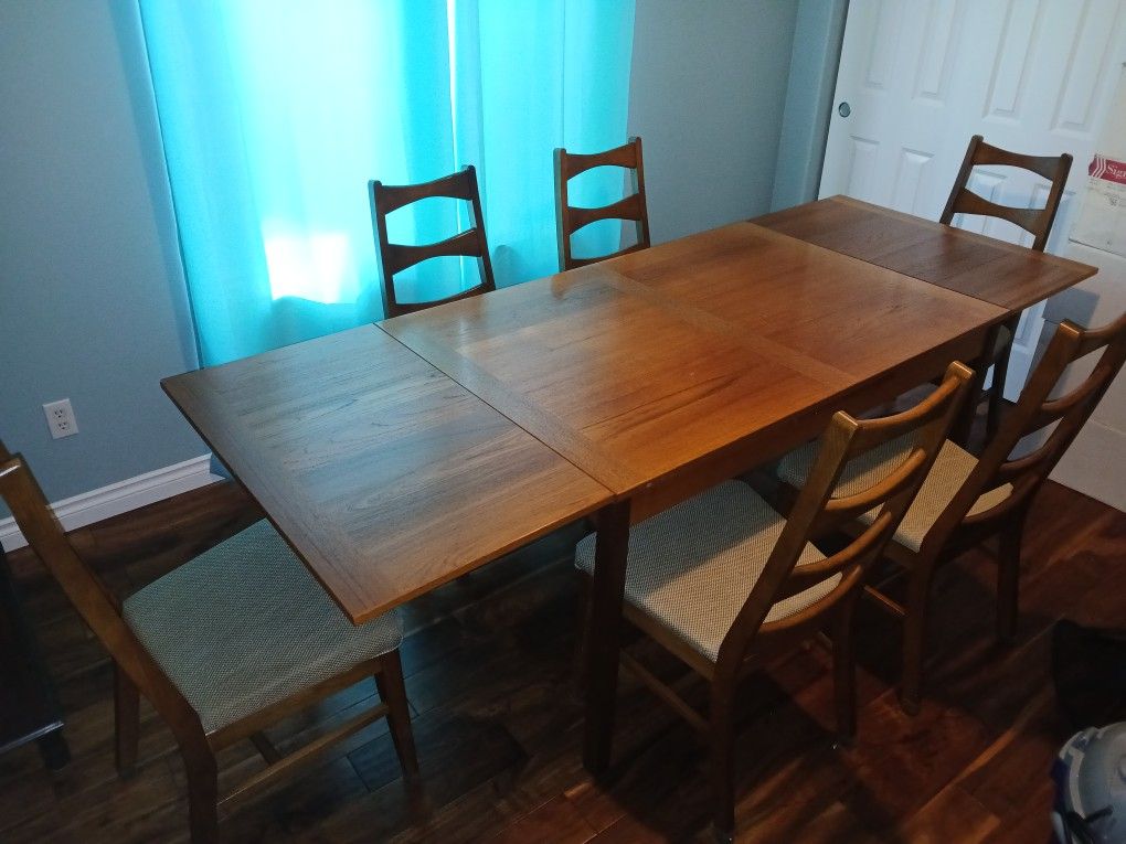 Oak Dining Room Table And Chairs