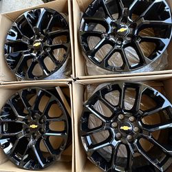 Denali 22s New Wheels. Chevy/Gmc Center Caps Available. 