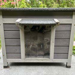 Dog/Cat House