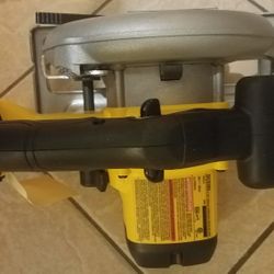Dewalt 20v Circular Saw. Brand new