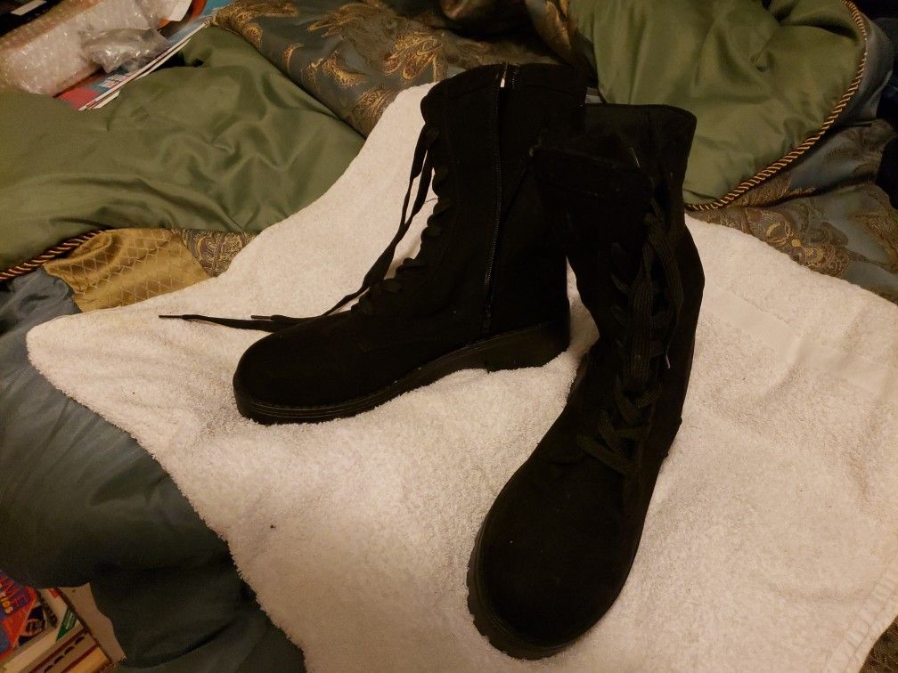 Rouge Women's Lace Up Military Boots Shoes Black Suede Size 10