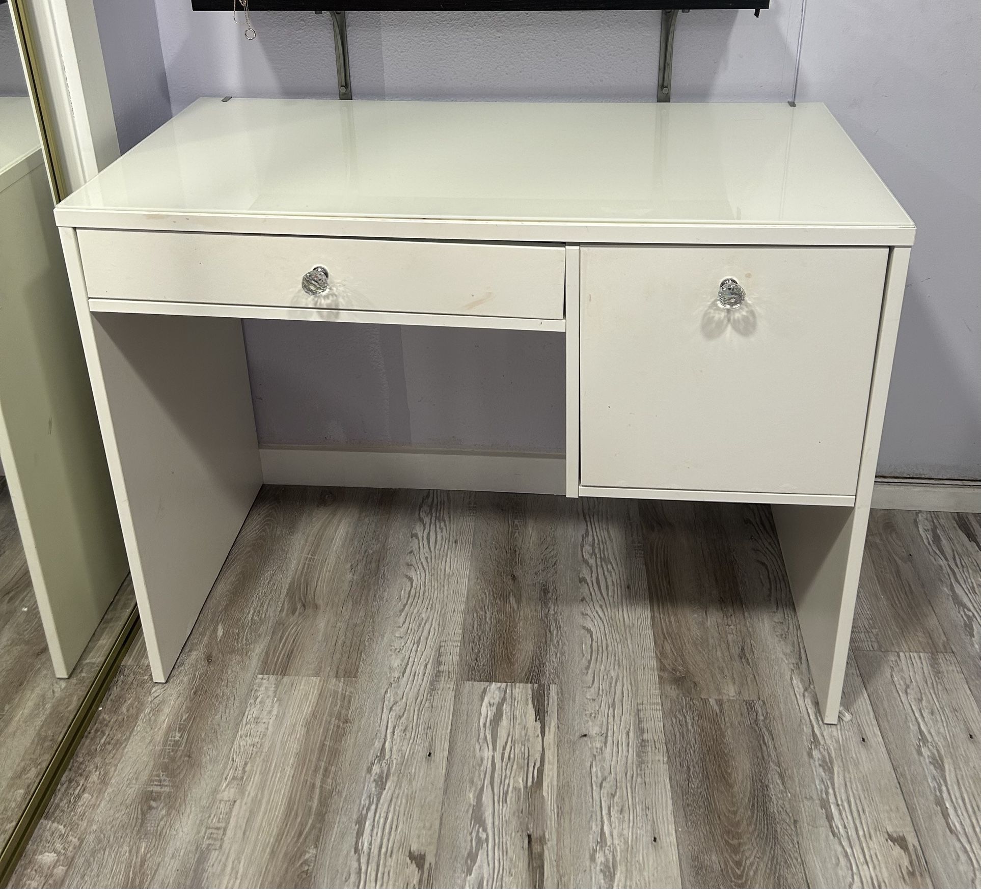 Makeup Vanity