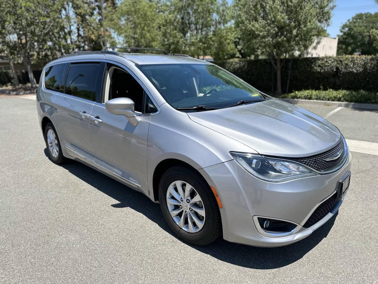 2017 Chrysler Pacifica