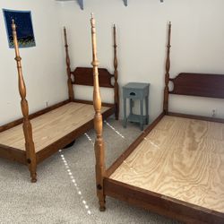 Set of 2 Leopold Stickley Cherry Valley Original Twin Size Poster Beds