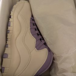 Jordan 10 (women)