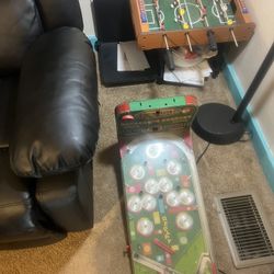 Foose Ball And Pin ball Machine And Great Items