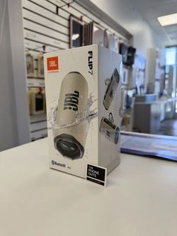 JBL FLIP 7 Portable Speaker (Brand New) / Sand - Payment Plan Available