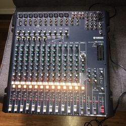 Yamaha M166CX, Analog audio mixer With Effects 