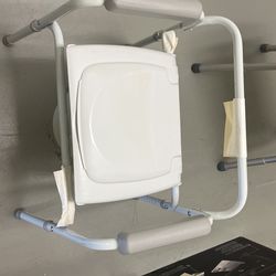 Handicap Bath Stall