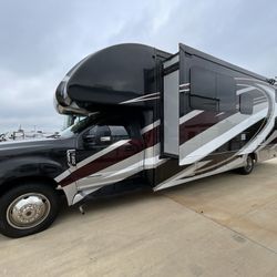 2018 Thor Chateau 25SB