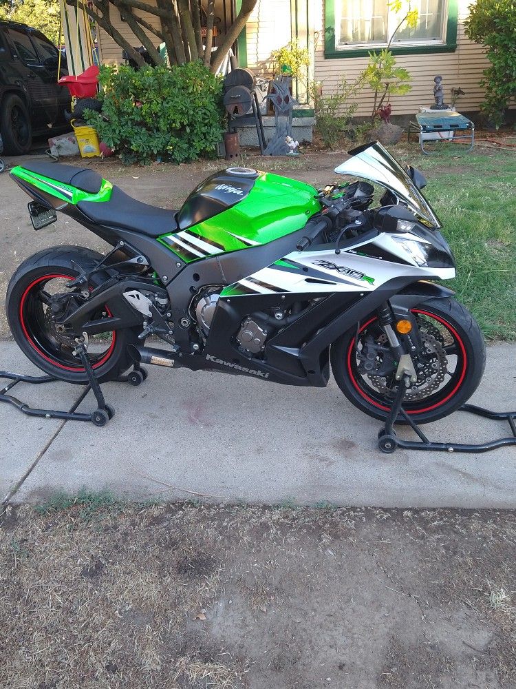 2015 Kawasaki ZX10 R