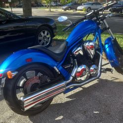 2016 Honda Fury 1300 - Excellent condition - Clean Title