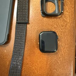 BLACK 45MM APPLE WATCH SERIES 8 