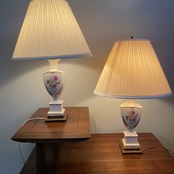 Vintage Floral Pattern Lamps