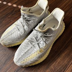 Yeezy 350 Size 10.5 US M