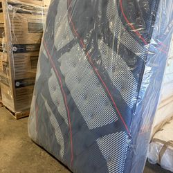 QUEEN MATTRESS SEALY PILLOWTOP