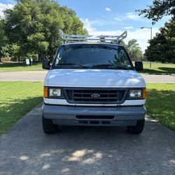 2006 Ford E-250