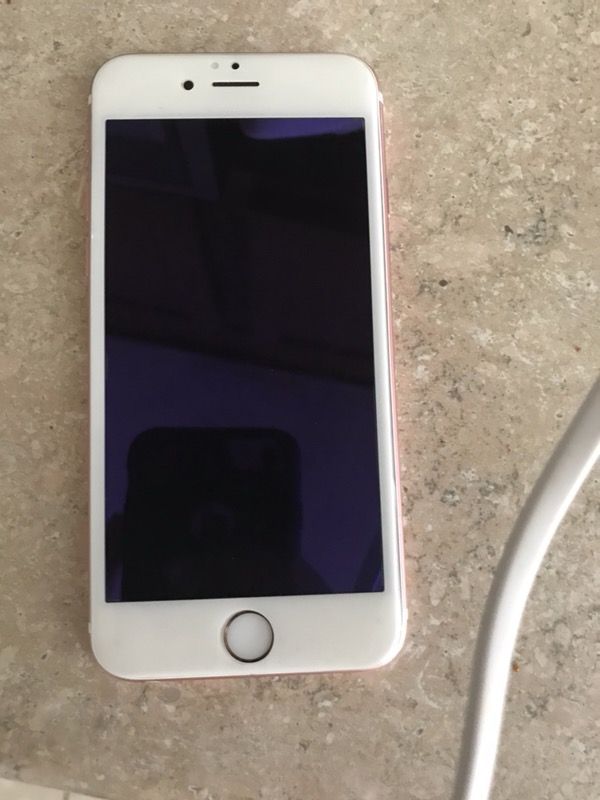 IPHONE 6S Rose gold 32GB CASH ONLY