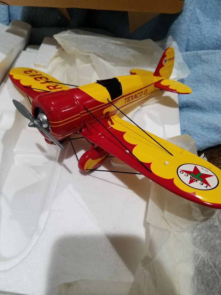 Wings of Texaco 1930 Model R "Mistery Ship" Collectible Plane