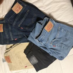 Women’s Levi’s Jeans 