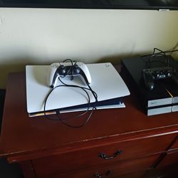 Ps5 And Ps4