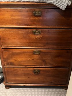 Wood 4- Drawer Dresser