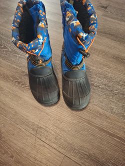 Snow Boots
