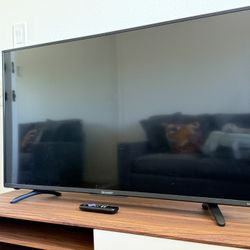 SHARP TV with Roku 42”