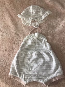 Baby sun suit with sun hat