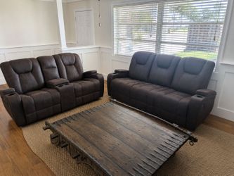 Fort Lauderdale! Sofa Set w recliner, usb, storage. Less than 1 year old.