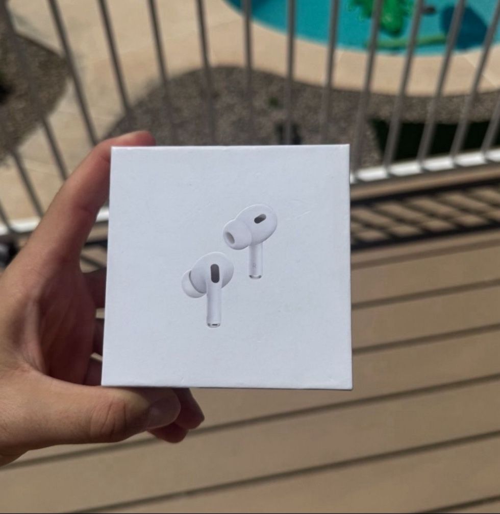 Apple Airpods Pro Gen 2 TYPE-C